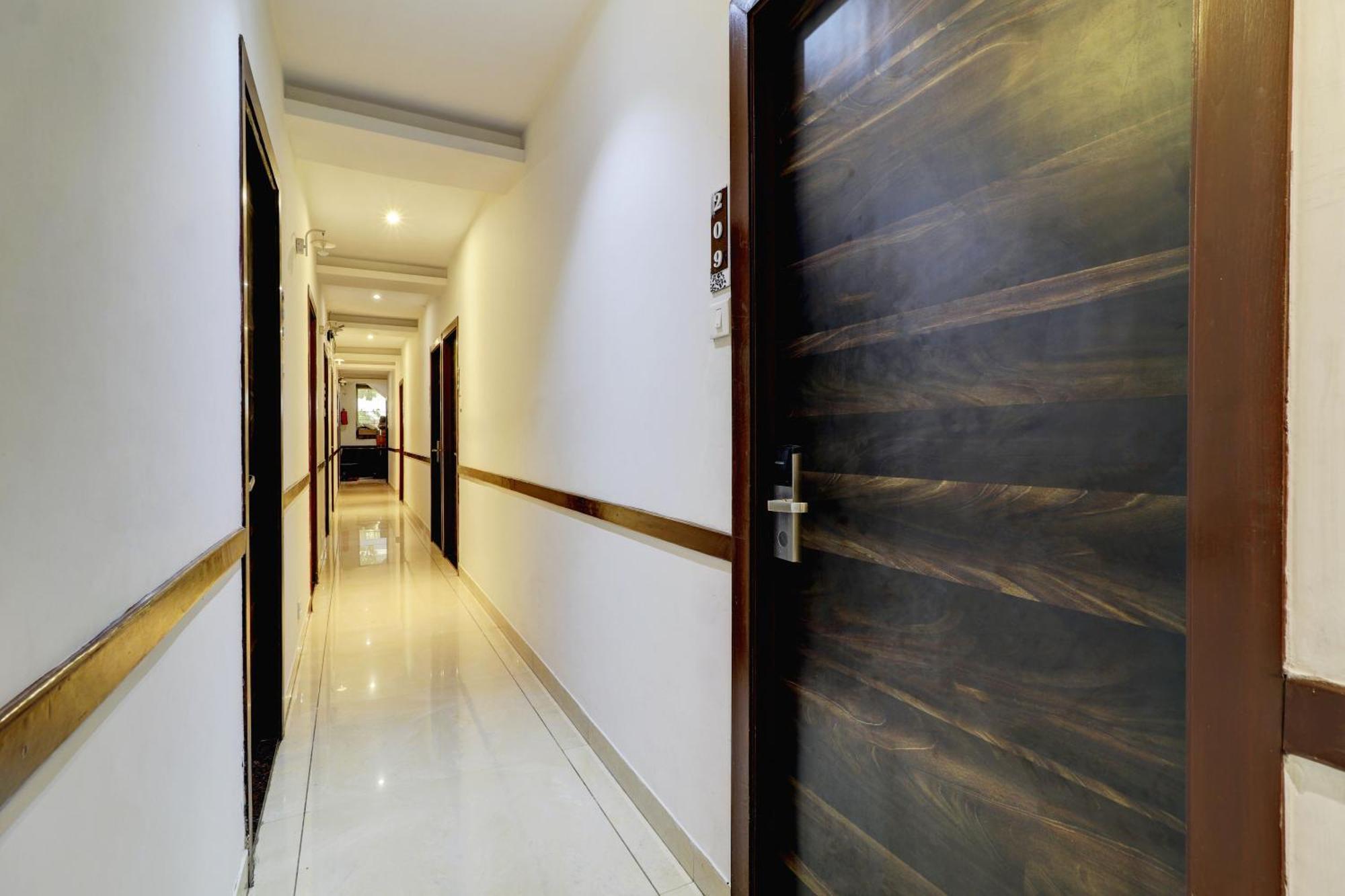 Hotel A. K. International - Fort Mumbai Eksteriør bilde
