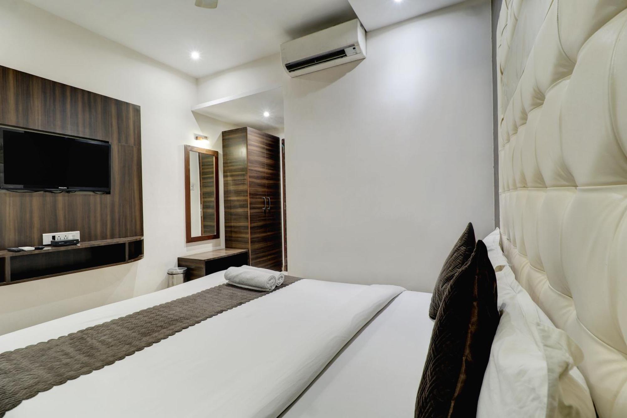Hotel A. K. International - Fort Mumbai Eksteriør bilde