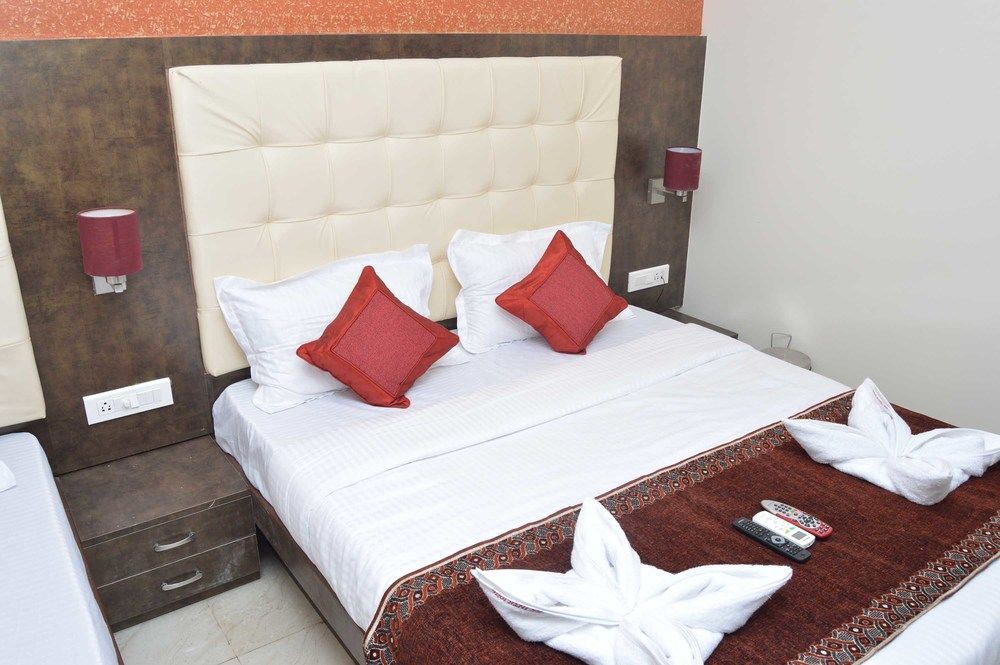 Hotel A. K. International - Fort Mumbai Eksteriør bilde