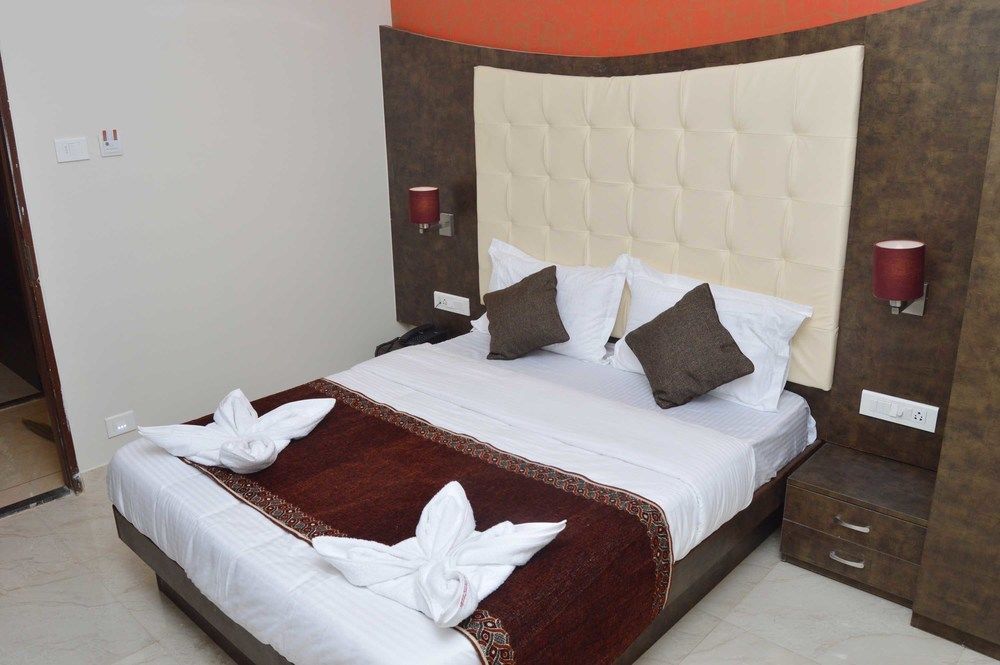 Hotel A. K. International - Fort Mumbai Eksteriør bilde